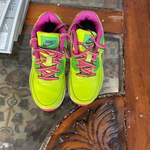 Nike Air Max girls size 11